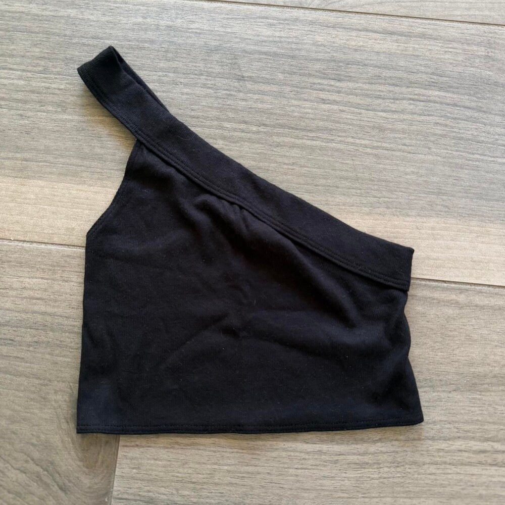 ARE YOU AM I Women's Black Vest
